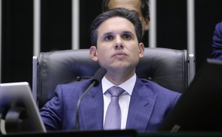 Discussão e votação de propostas legislativas. Presidente da Câmara dos Deputados, Hugo Motta (REPUBLICANOS - PB)