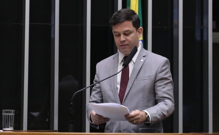 Discussão e votação de propostas legislativas. Dep. Tião Medeiros (PP - PR)