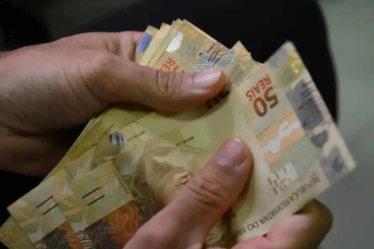 abono salarial dinheiro salario minimo