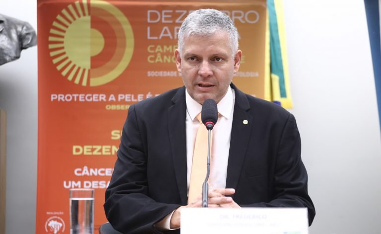 Seminário - Dezembro Laranja: Câncer de pele no Brasil, um desafio de saúde pública. Dep. Dr. Frederico (PRD-MG)