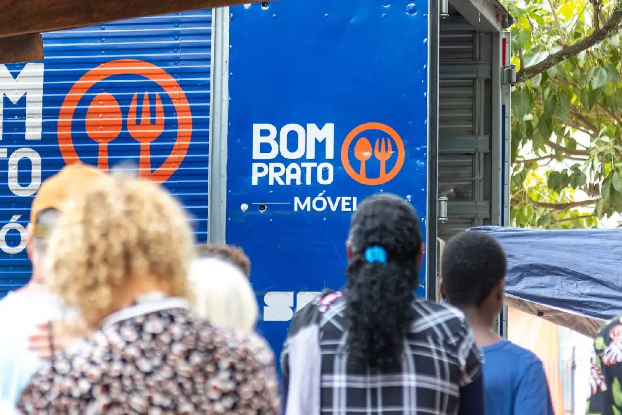 bom prato móvel itapevi