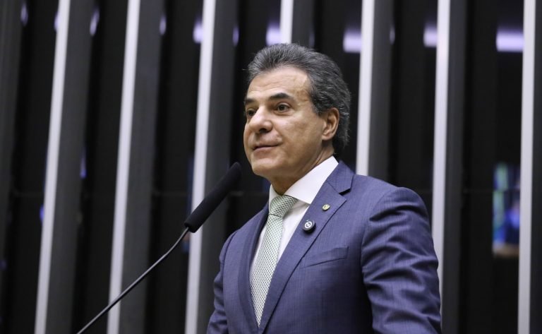 Discussão e votação de propostas legislativas. Dep. Beto Richa (PSDB - PR)