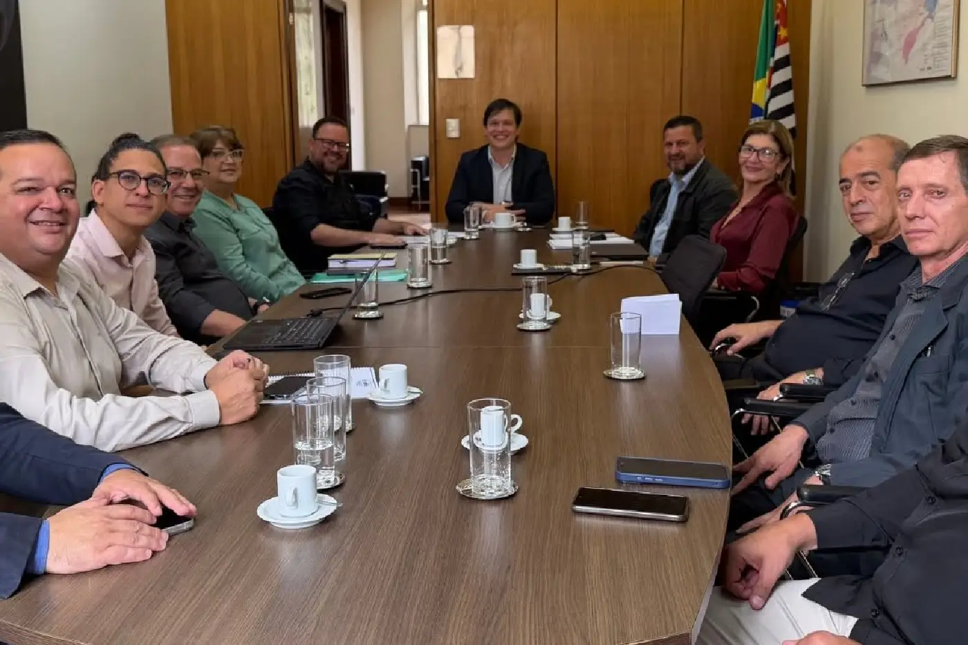 reunião secretaria da educação cotia