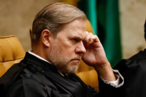 Relatório da PF Expõe Vínculos Financeiros de Empresa Ligada a Toffoli com Banco Master