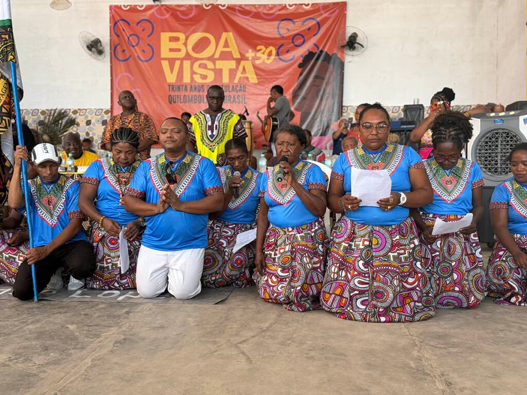 Quilombolas de Oriximiná, impactados pela mineração de bauxita, lutam para manter viva sua cultura diante de um empreendimento que, há mais de 40 anos, afeta seus modos de vida (Foto: Tainá Rionegro/Repórter Brasil)