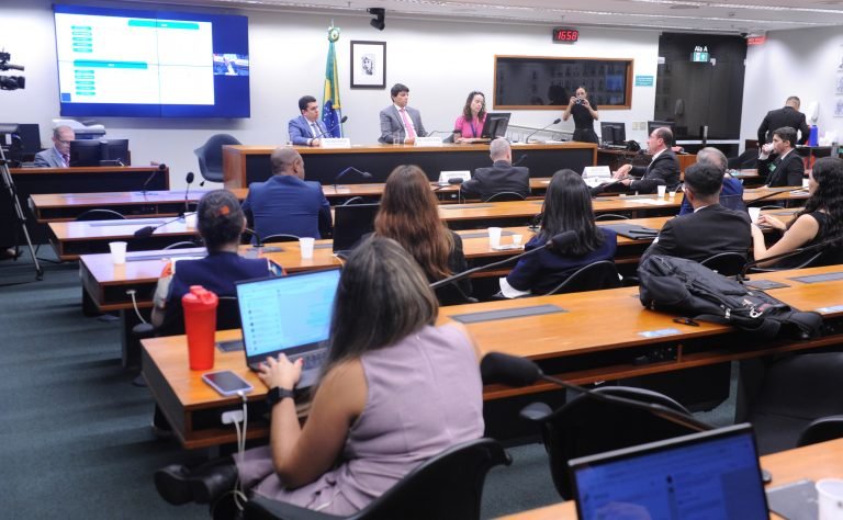 Audiência Pública - Incidentes com passageiros indisciplinados em voos comerciais.