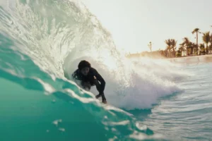 Ocean Club afirma que alvará passa por triagem e nega venda ativa de títulos