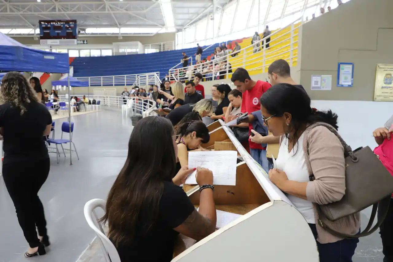 mutirão de empregos em barueri