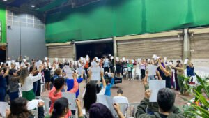 Clube de Mães Atípicas promove noite de acolhimento, música e diversão na Fábrica das Infâncias Japy