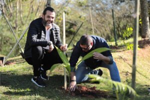 Prefeitura de Jundiaí e DAE promovem plantio de árvores nativas em celebração ao Dia Mundial do Meio Ambiente