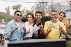 Nadja Haddad e Felipe Araújo acompanham Danilo Joan em agendas na reta final da campanha