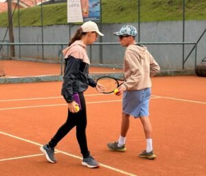 Festival Regional de Tênis do PEAMA reúne 50 atletas de quatro cidades e promove integração em Jundiaí